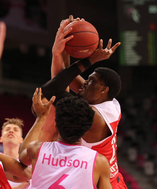 然不具备绝 然不具备绝