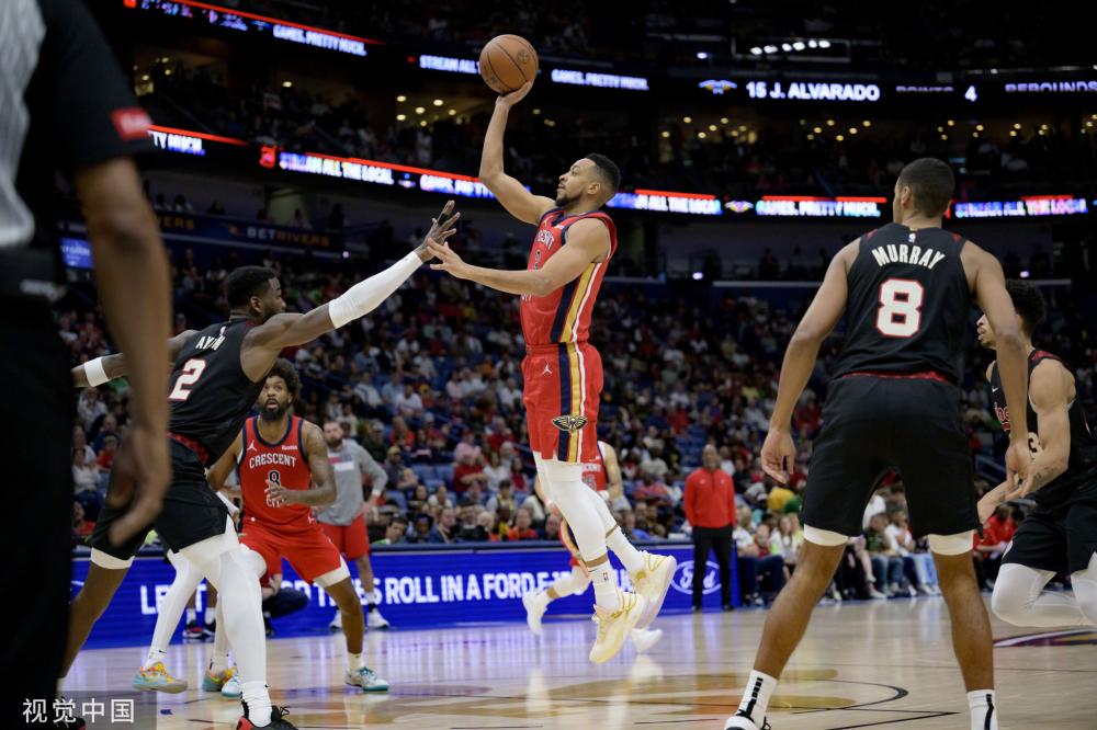 杨的表现完 杨的表现完