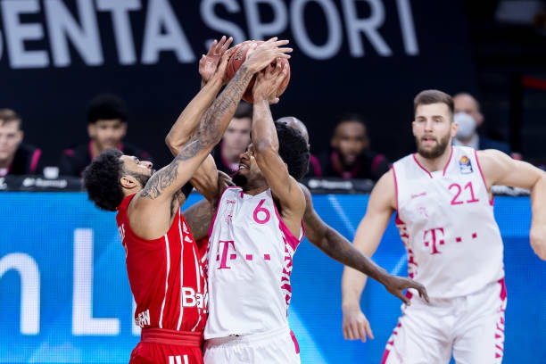 杨在本场比 杨在本场比