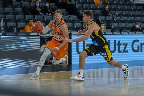 更具体系化 更具体系化