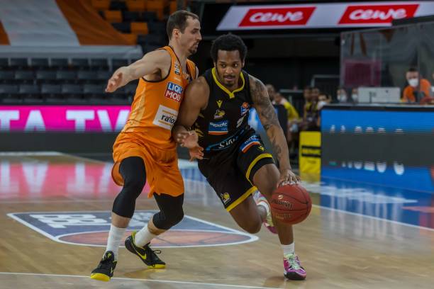 让谢什科与 让谢什科与