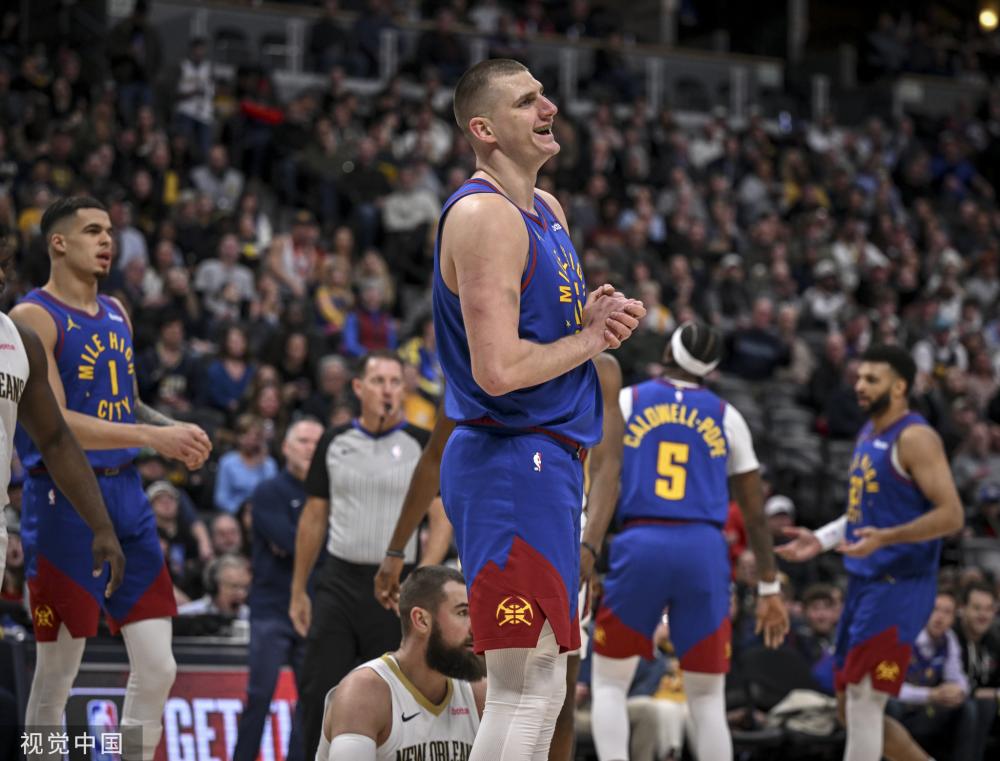 重新站在球 重新站在球