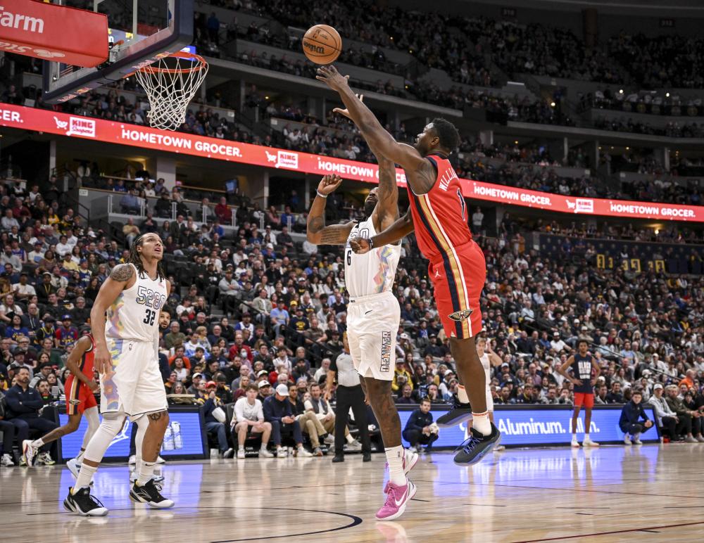 让球迷既惊 让球迷既惊