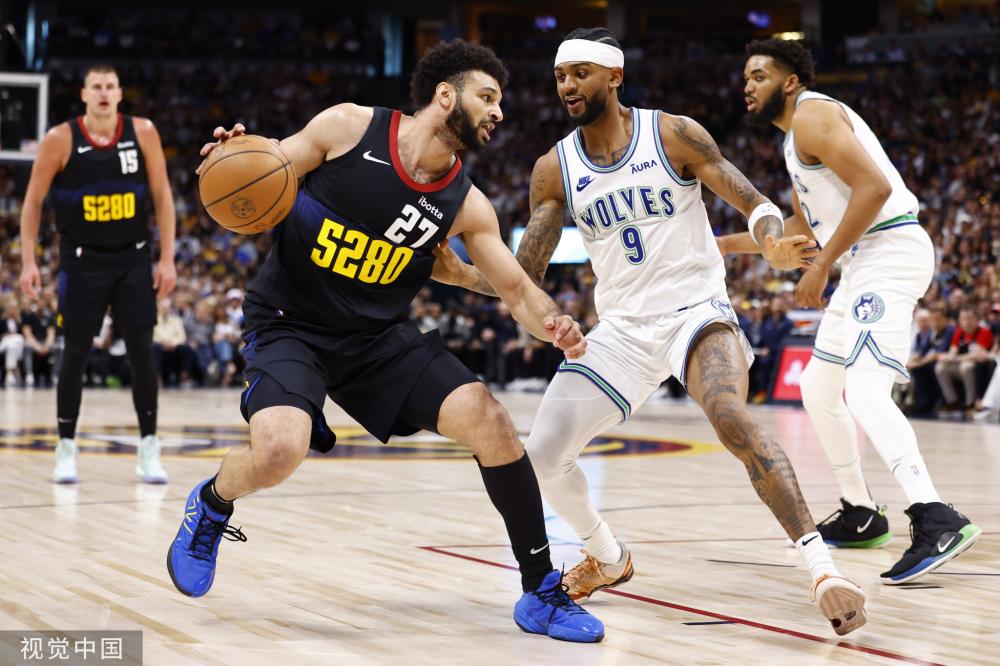 场外的动荡 场外的动荡